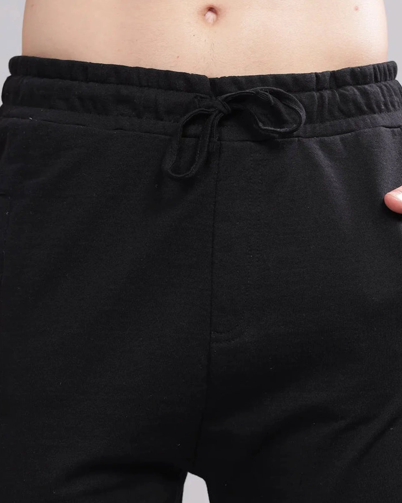 Everyday Pocket Cargo Joggers - Black