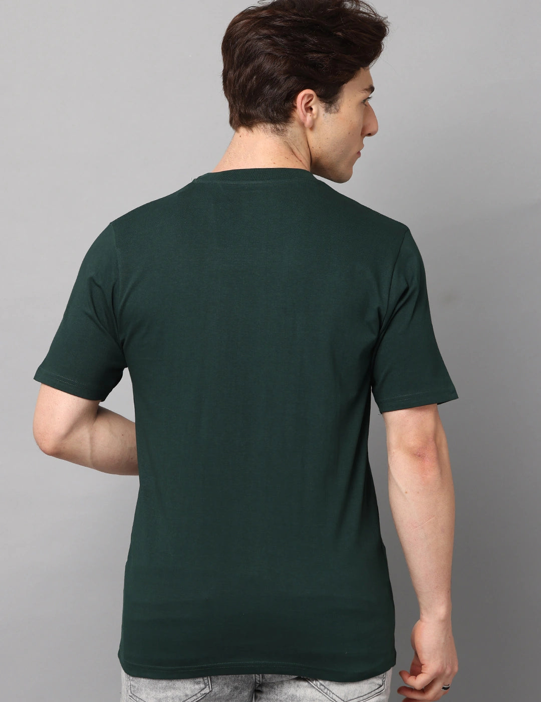 Men Solid Regular Fit T-Shirt - Olive