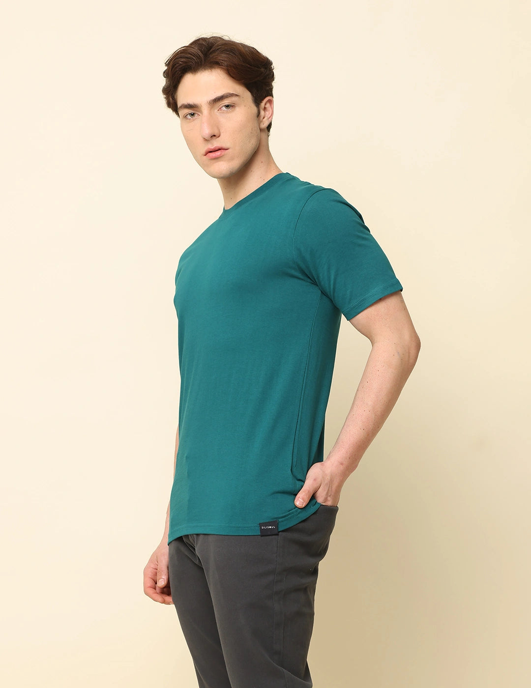 Men Solid Regular Fit T-Shirt - Bottle Green