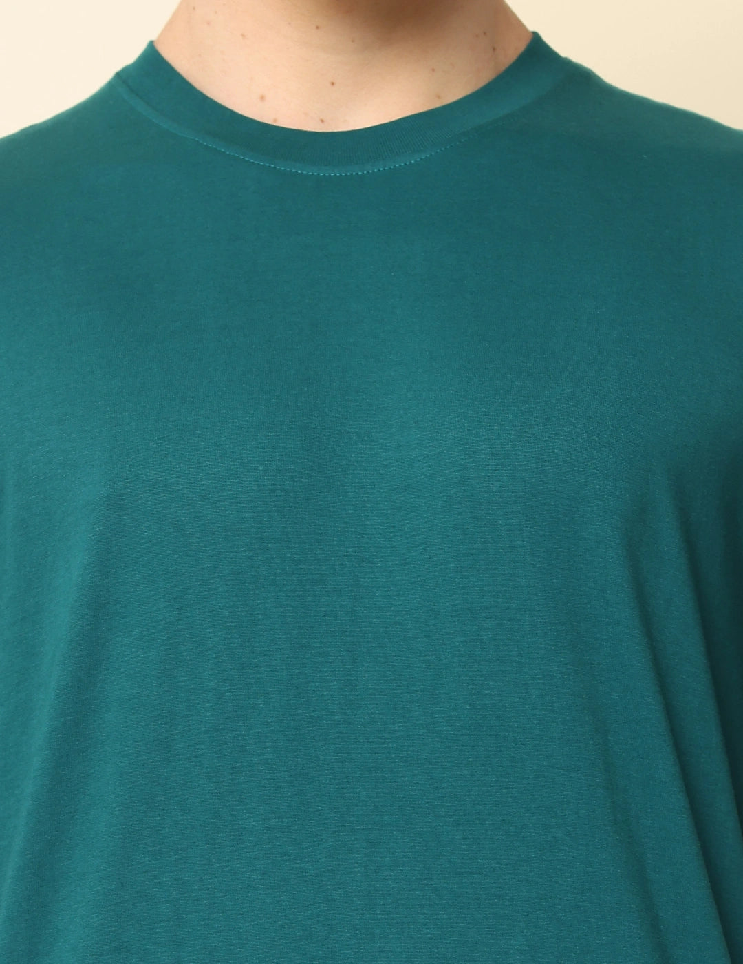 Men Solid Regular Fit T-Shirt - Bottle Green