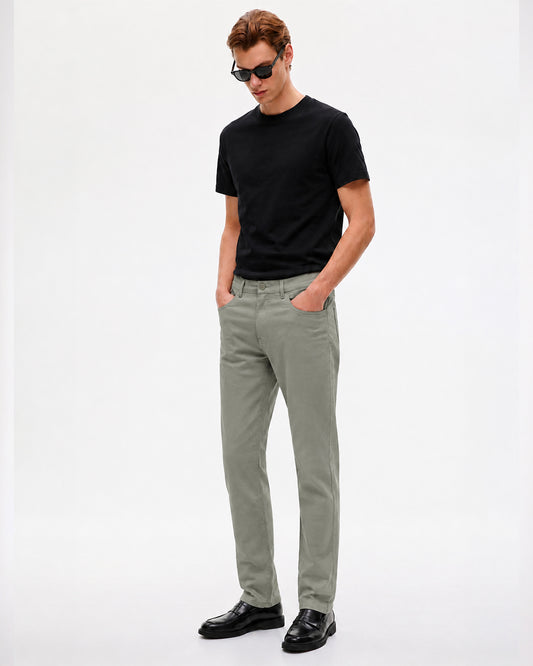 SILISOUL Men's Sage Regular Fit Solid Trousers