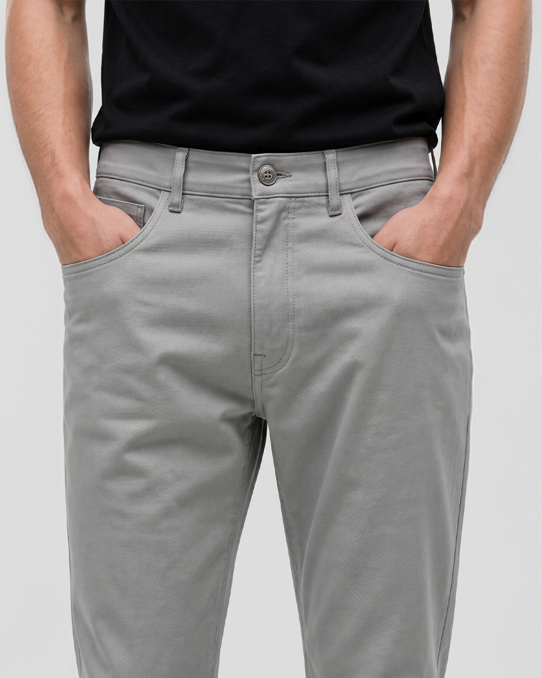 SILISOUL Men's Grey Regular Fit Solid Trousers