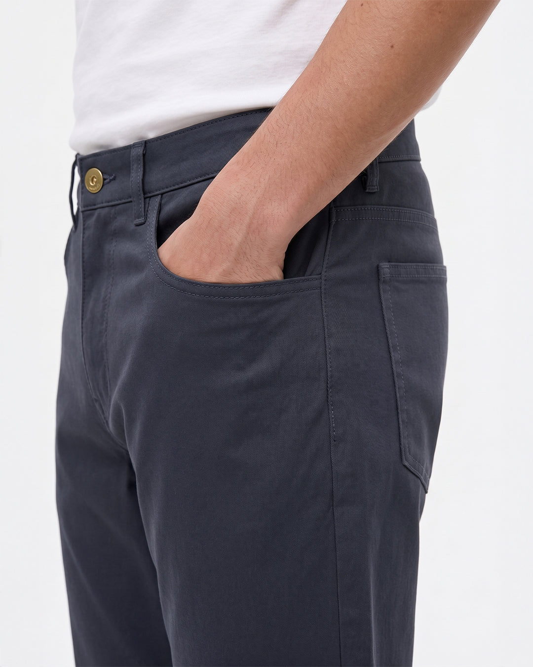SILISOUL Men's Navy Regular Fit Solid Trousers