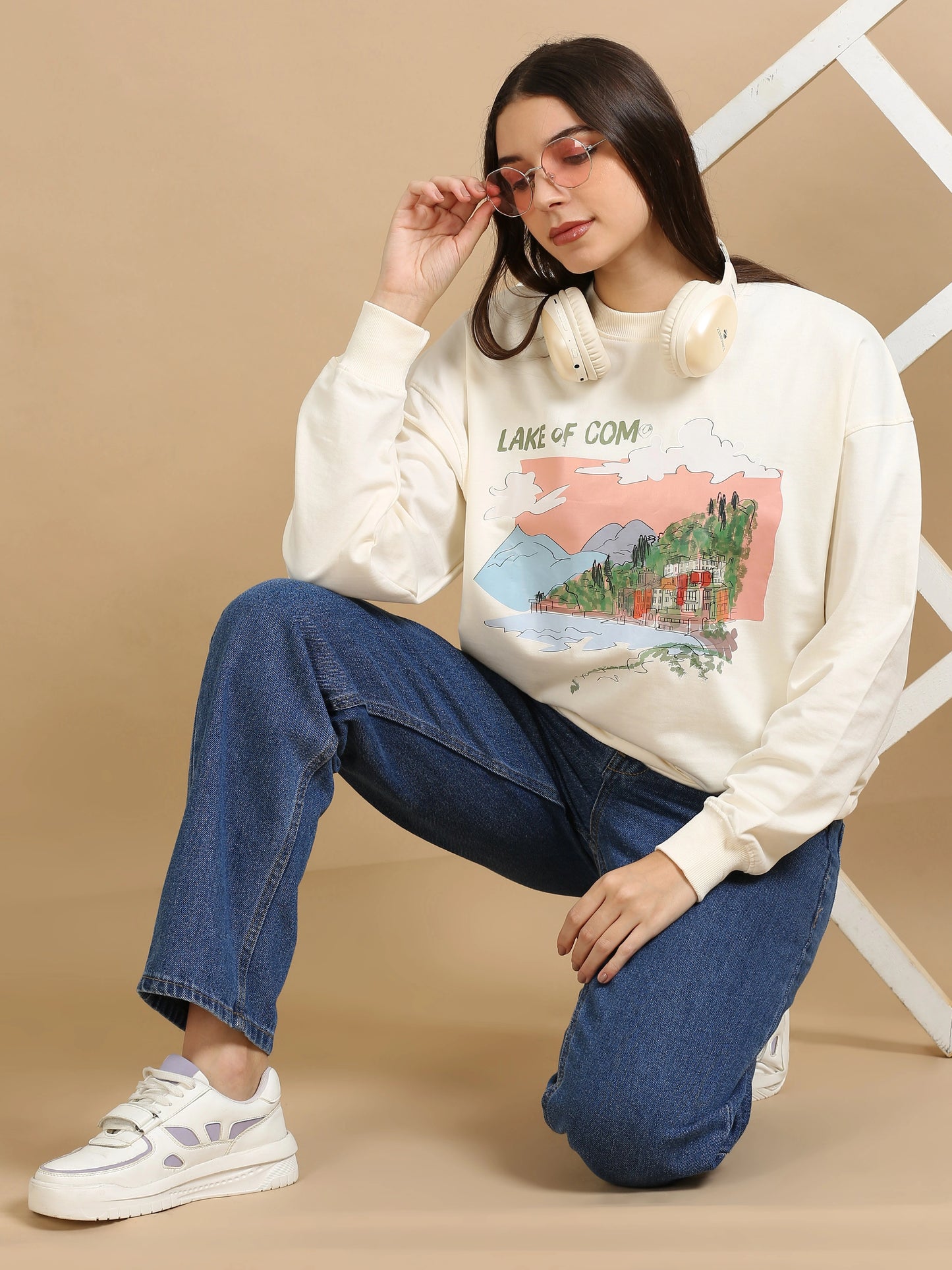Street Aura Oversized Sweatshirt - Lake of Como