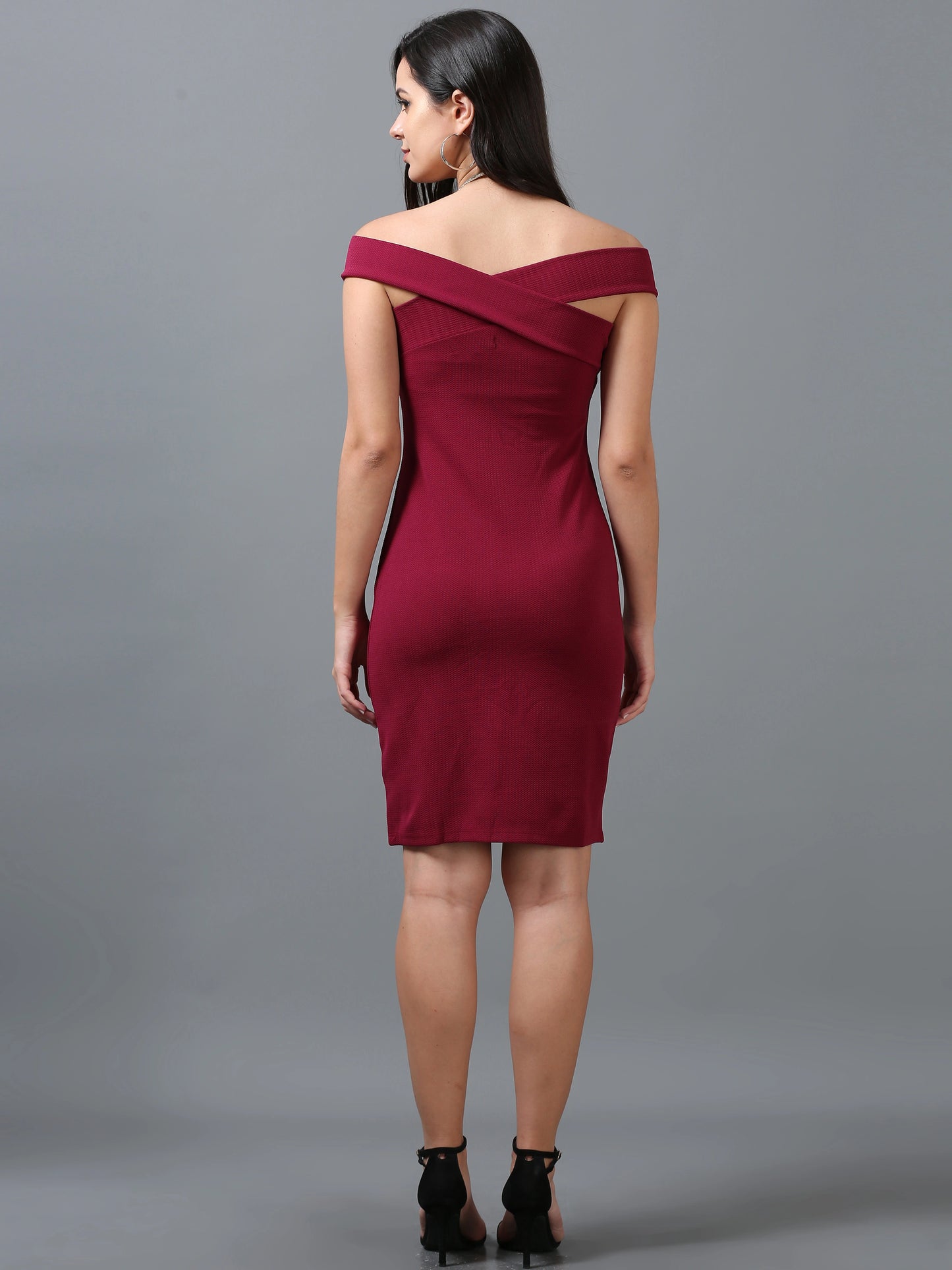 Glam Curve Dress - Maroon
