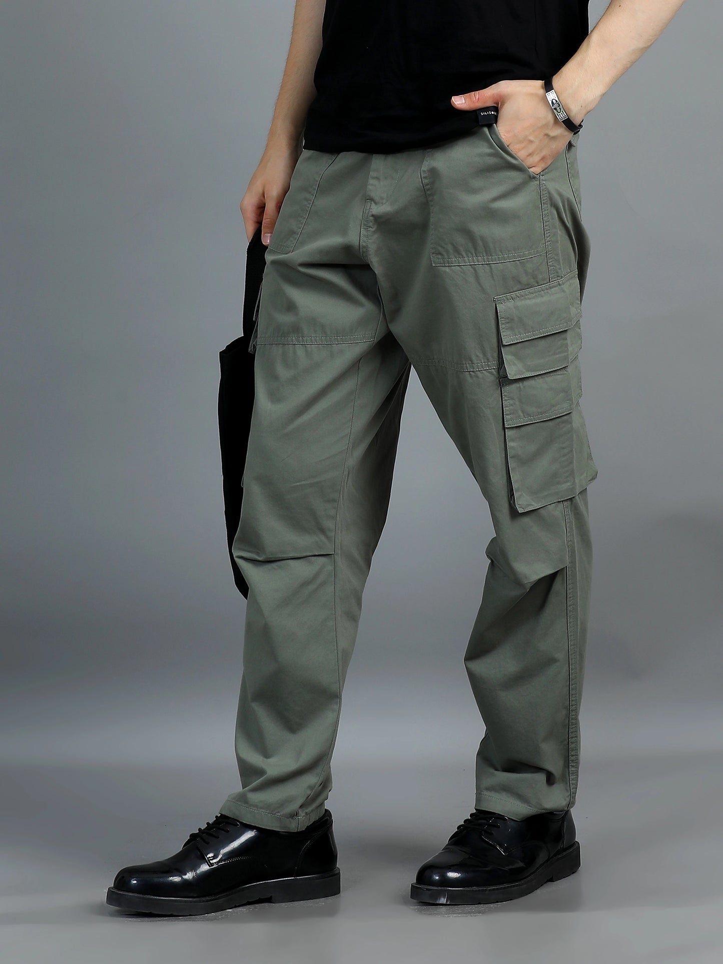 Cool Comfort Cargo Trousers - Moss Green