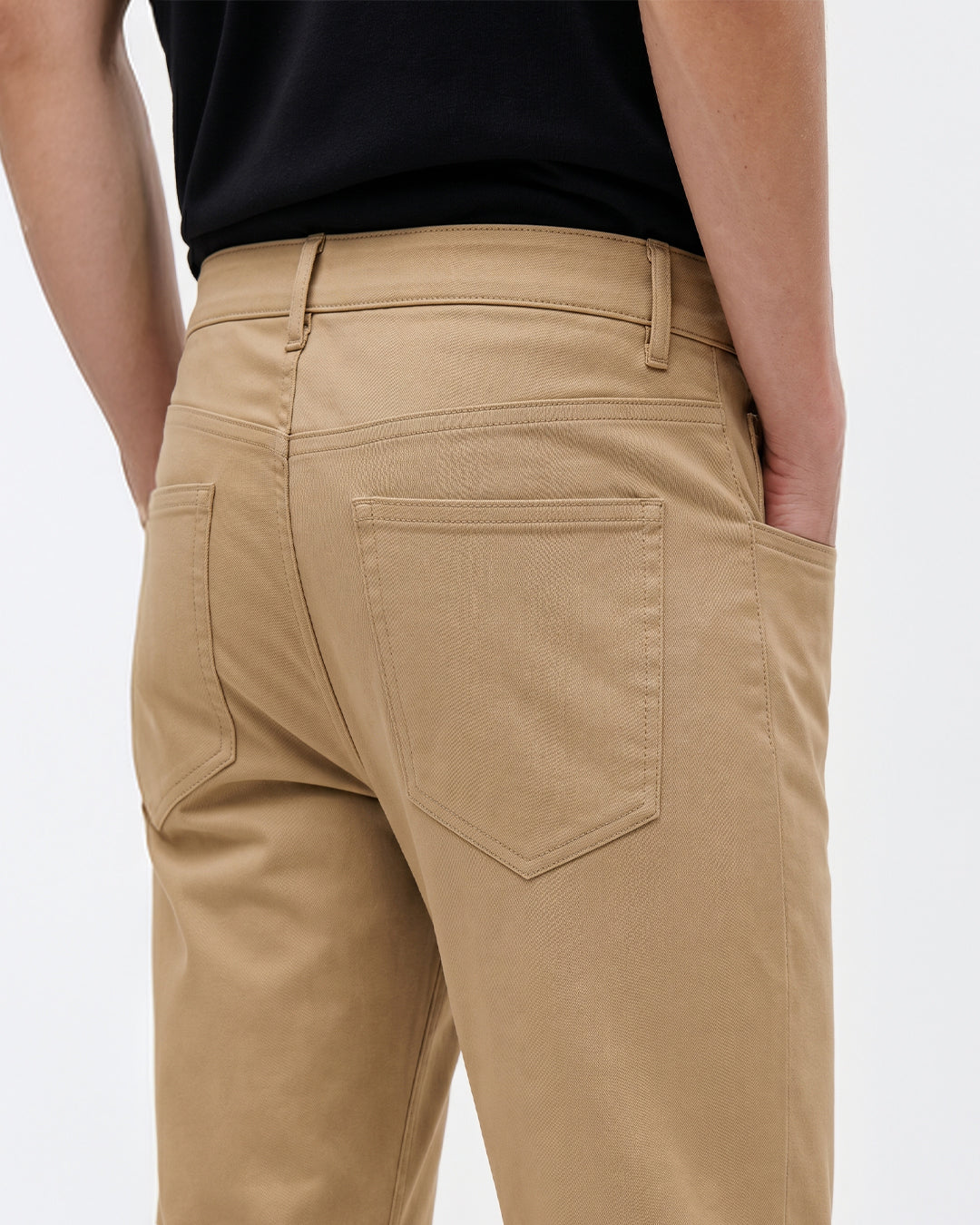 SILISOUL Men's Khaki Regular Fit Solid Trousers