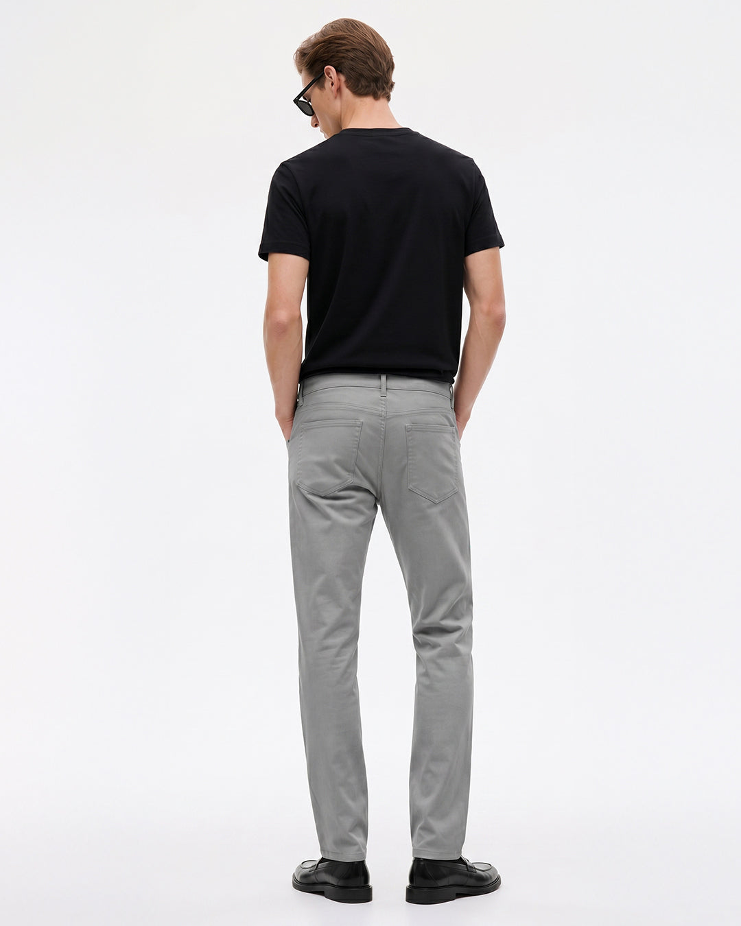 SILISOUL Men's Grey Regular Fit Solid Trousers