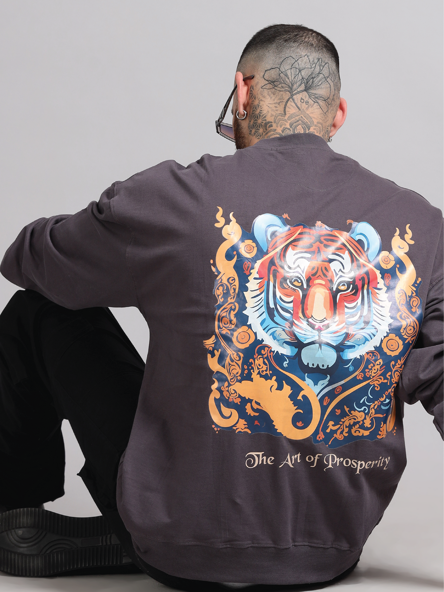 Graphic Drift Full Sleeve - The Art of Prosperity