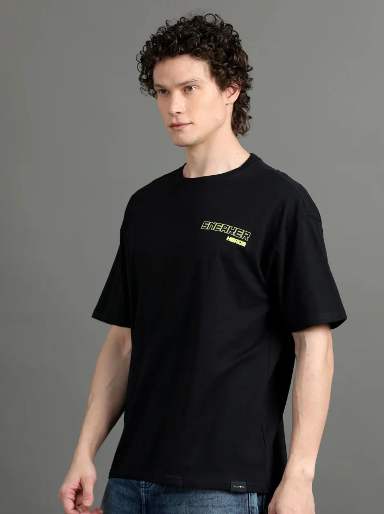 Oversized Essential Tee - Sneaker Heads