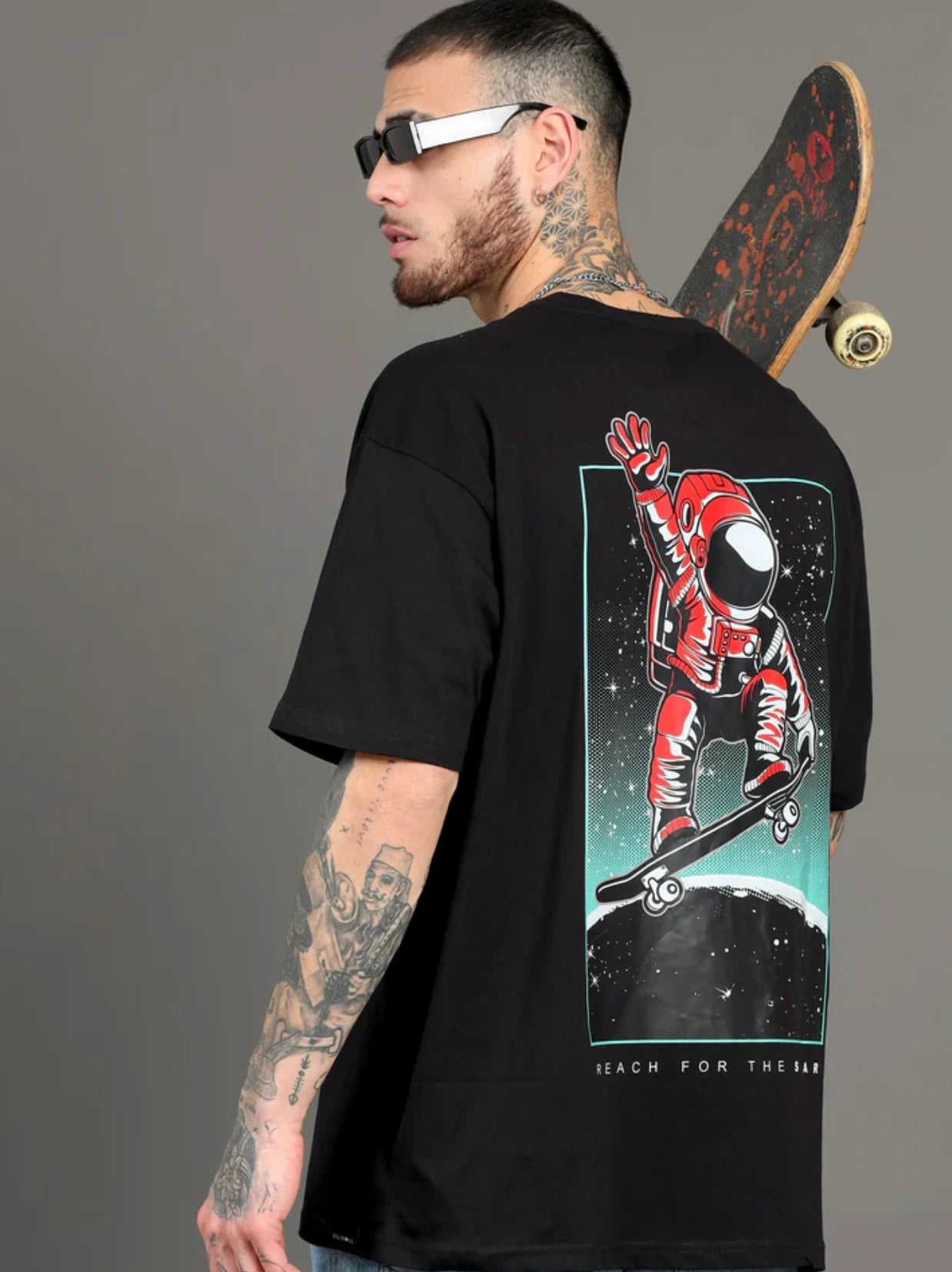 Oversized Essential Tee - Reach For The Star