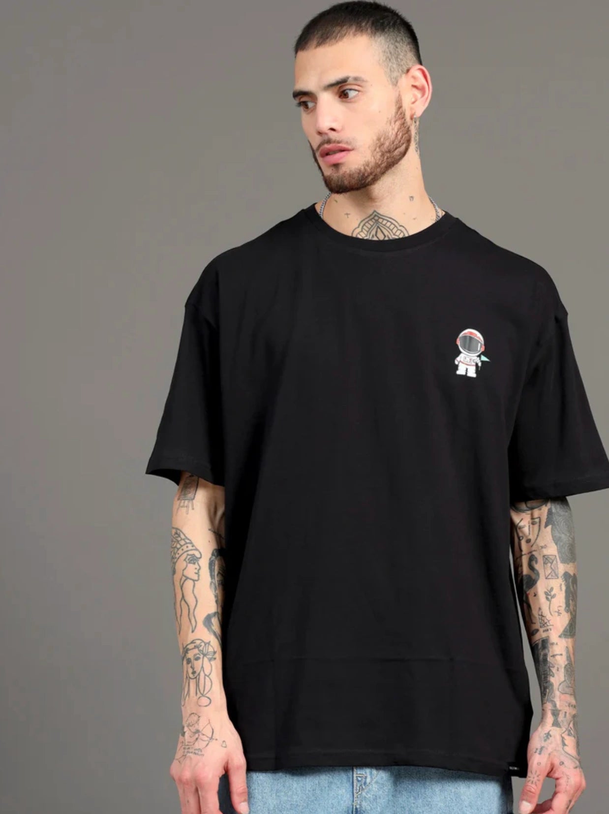 Oversized Essential Tee - Reach For The Star