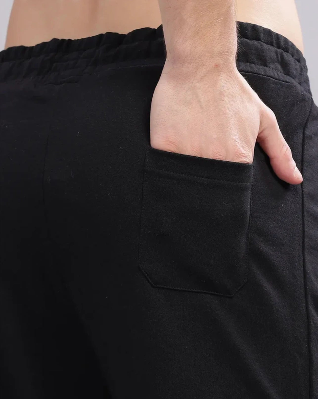 Everyday Pocket Cargo Joggers - Black