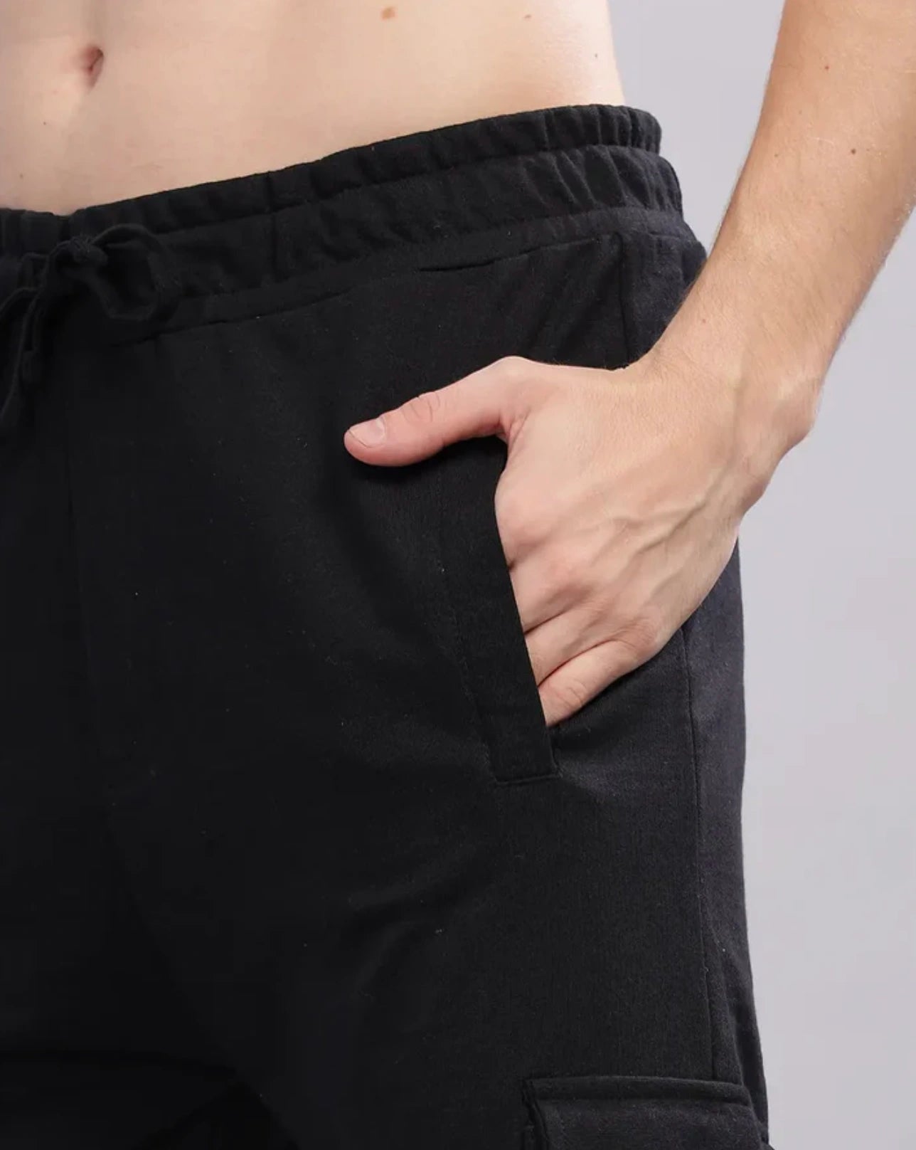 Everyday Pocket Cargo Joggers - Black