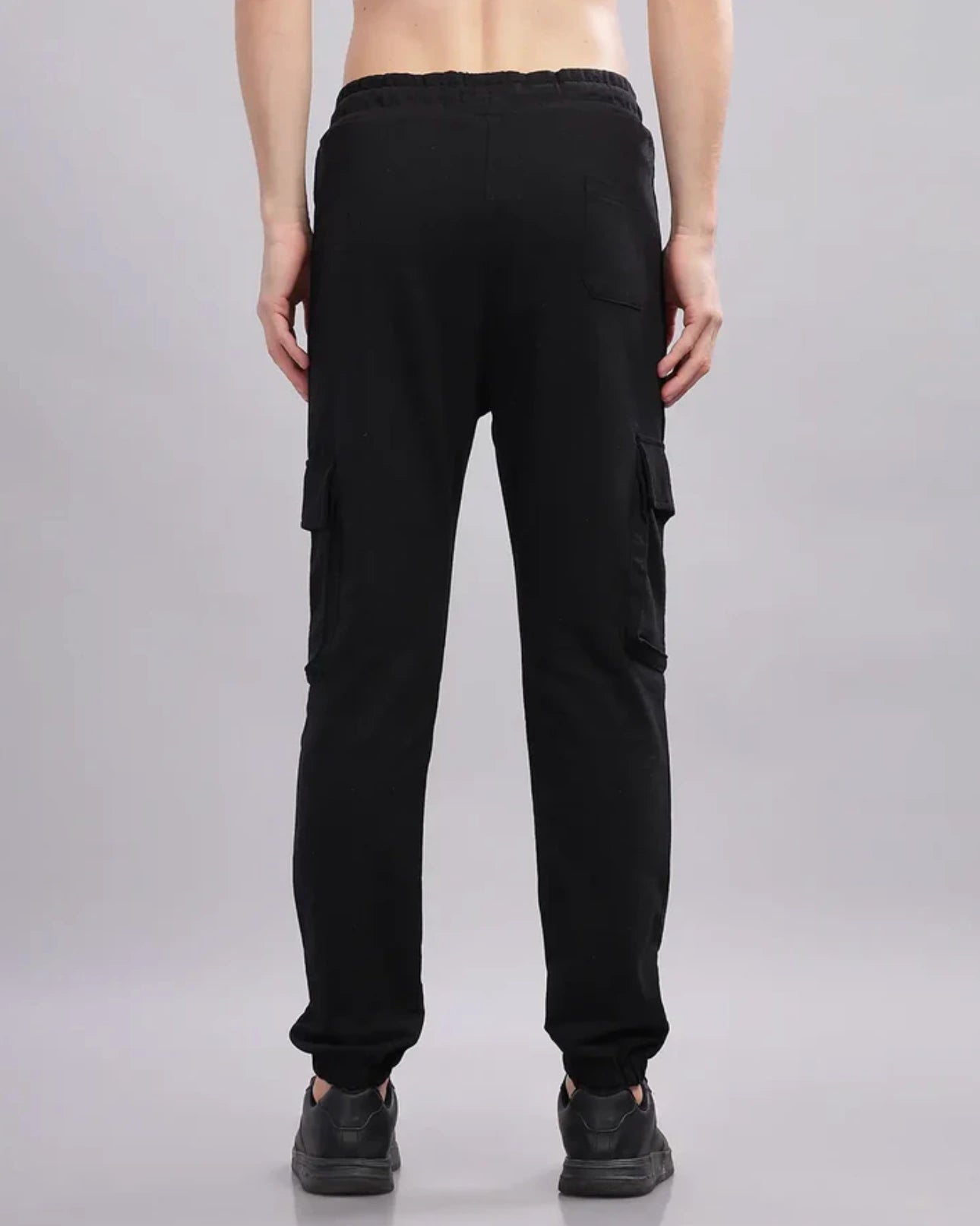 Everyday Pocket Cargo Joggers - Black