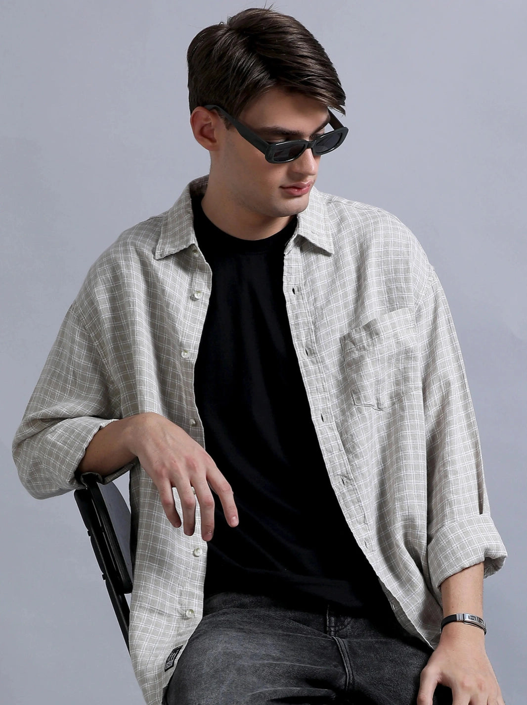 Modern Relaxed Fit Stripes - Platinum and White