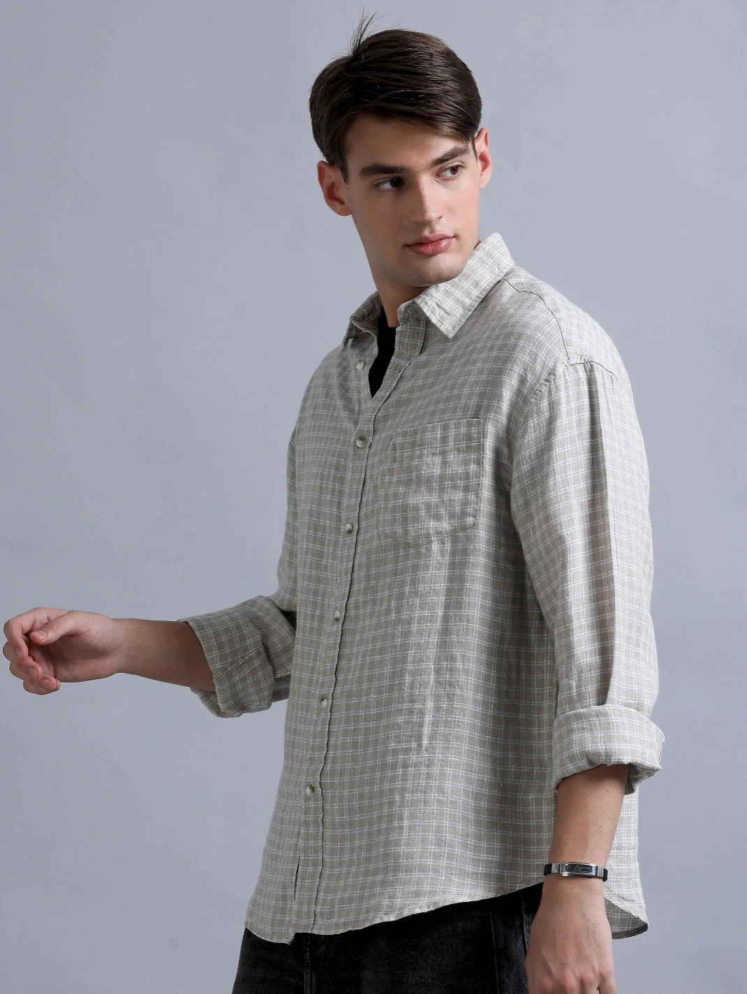 Modern Relaxed Fit Stripes - Platinum and White